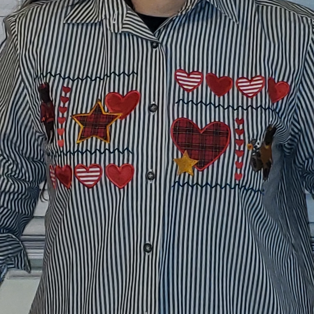 Vintage Karen Scott shirt w/ hearts & teddy bears. Stripes and stars y2k - Picture 6 of 7